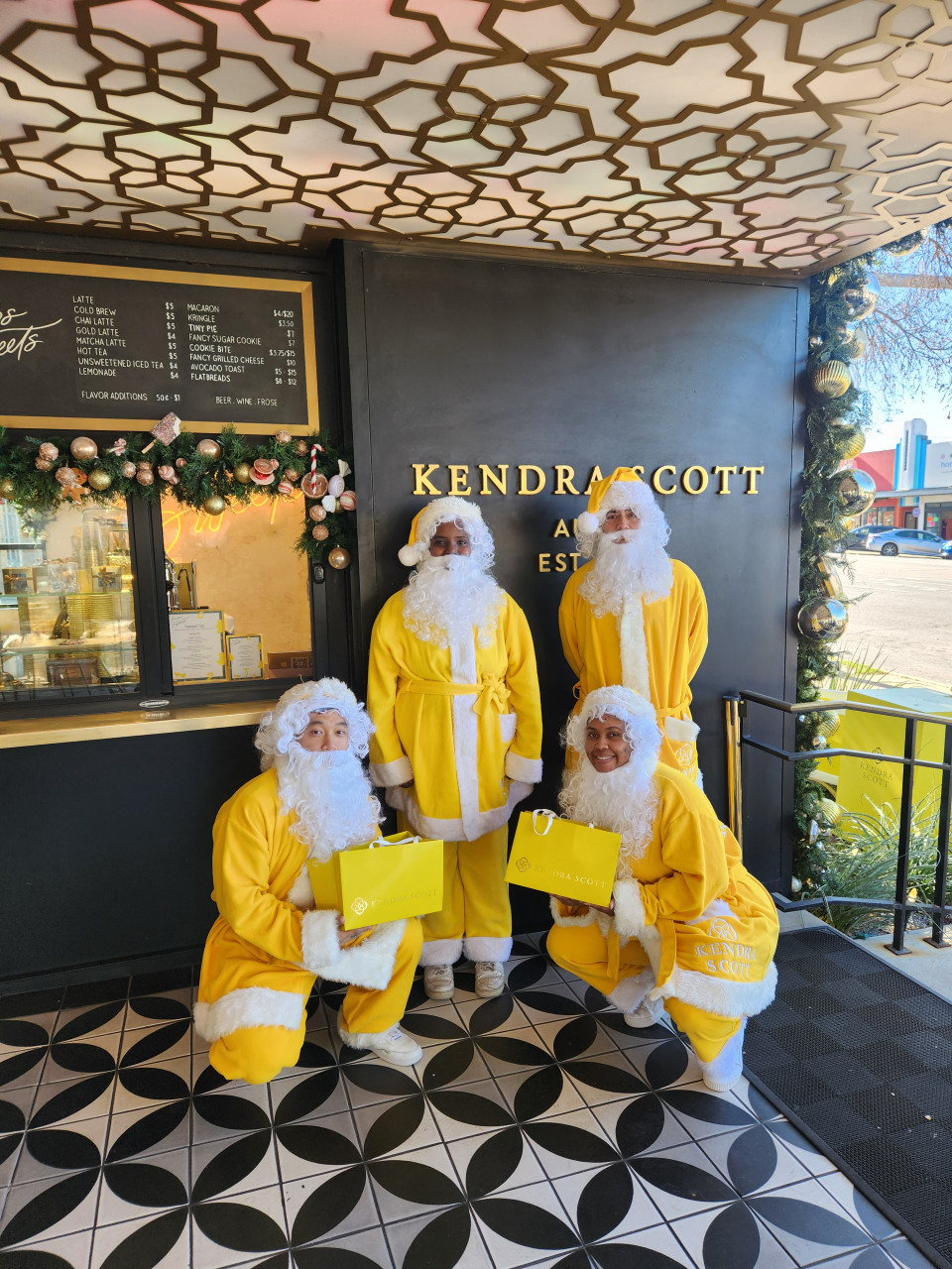 Kendra Scott — campaign staffed by Street Teams Co